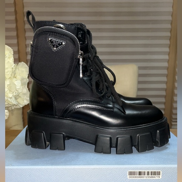 Prada Monolith and Re-Nylon Boot with pouch - Picture 4 of 9